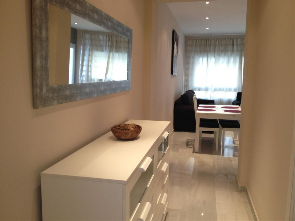 2 Bed Apartment for sale in Puerto Banús Costa Del Sol, Málaga, Spain