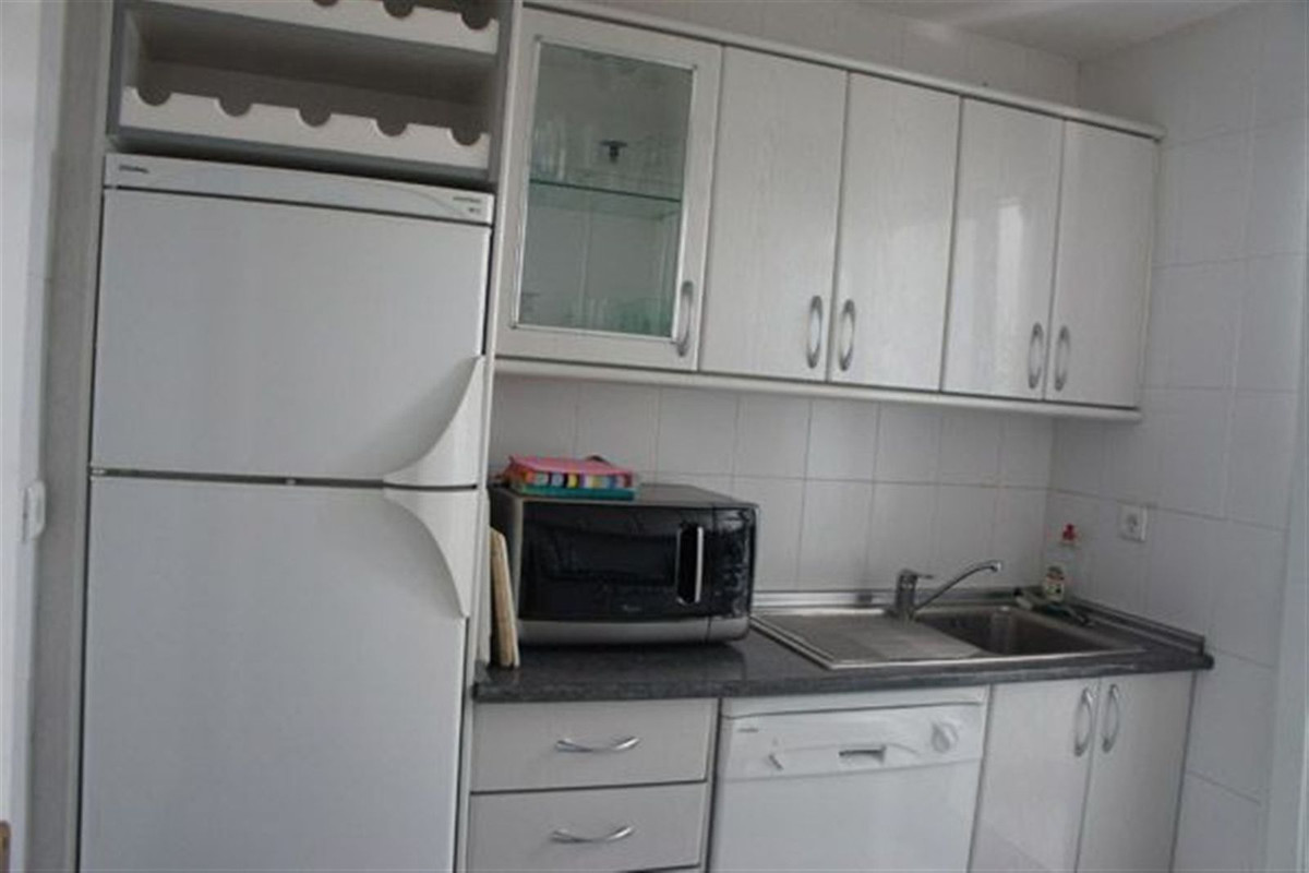 2 Bed Apartment for sale in Puerto Banús Costa Del Sol, Málaga, Spain