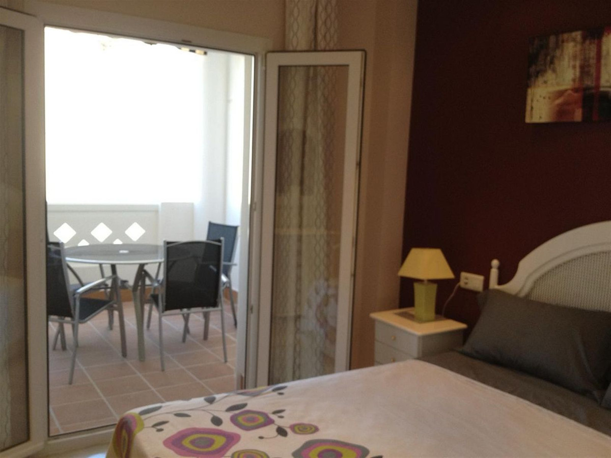 2 Bed Apartment for sale in Puerto Banús Costa Del Sol, Málaga, Spain