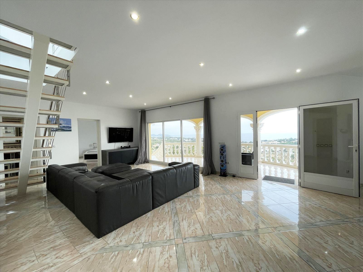 4 Bed Townhouse for sale in Calpe Costa Blanca, Alicante, Spain
