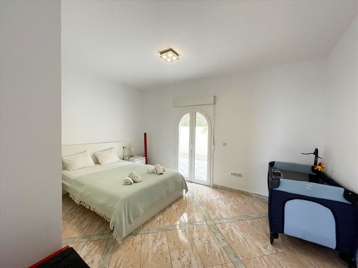 4 Bed Townhouse for sale in Calpe Costa Blanca, Alicante, Spain