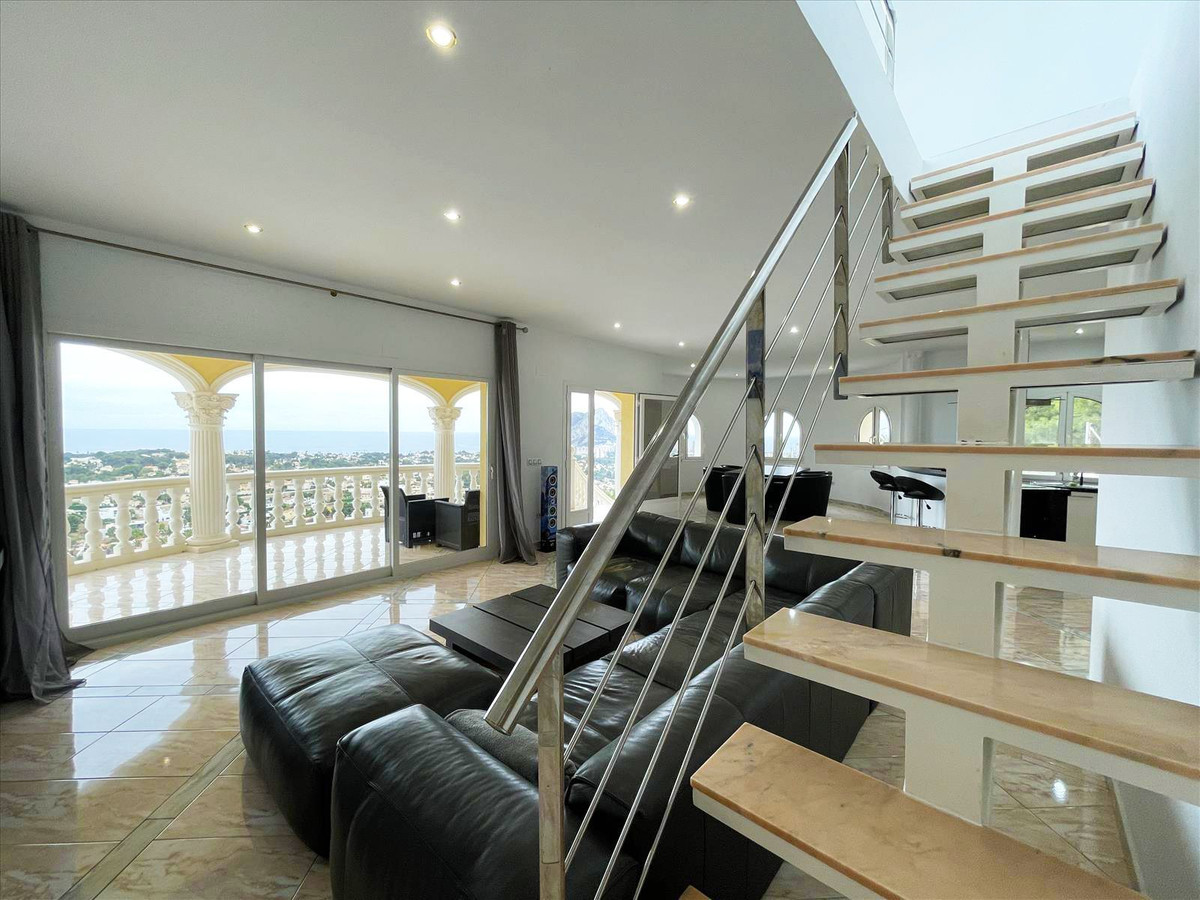 4 Bed Townhouse for sale in Calpe Costa Blanca, Alicante, Spain