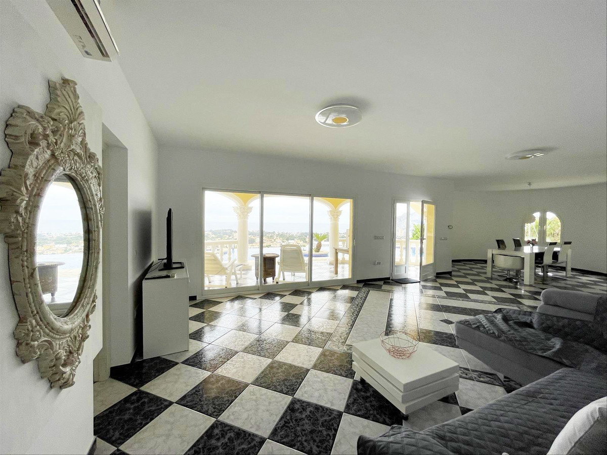 4 Bed Townhouse for sale in Calpe Costa Blanca, Alicante, Spain