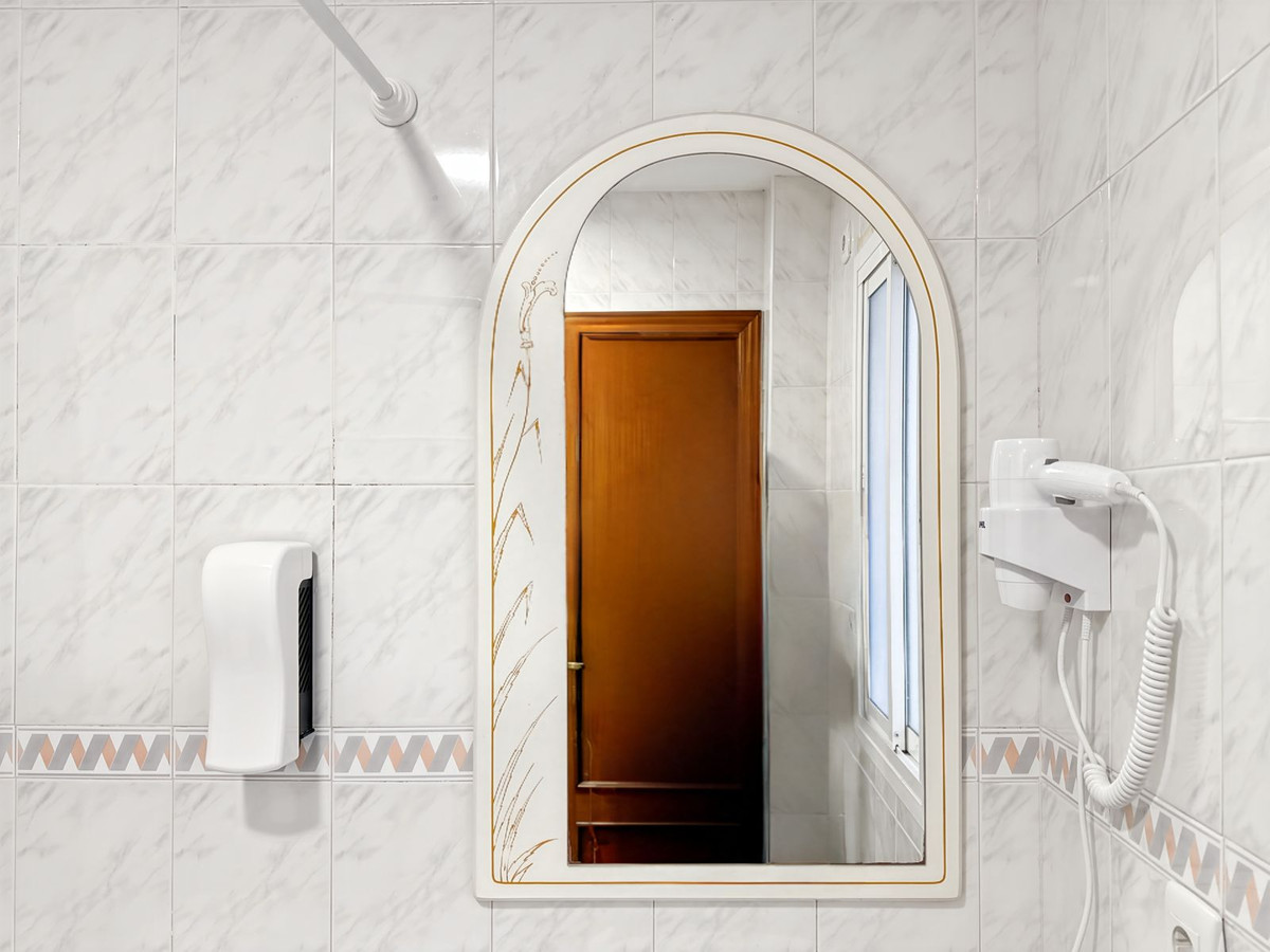 Se vende Apartamento Planta Media de 1 dormitorios en Málaga Ciudad, Málaga, España