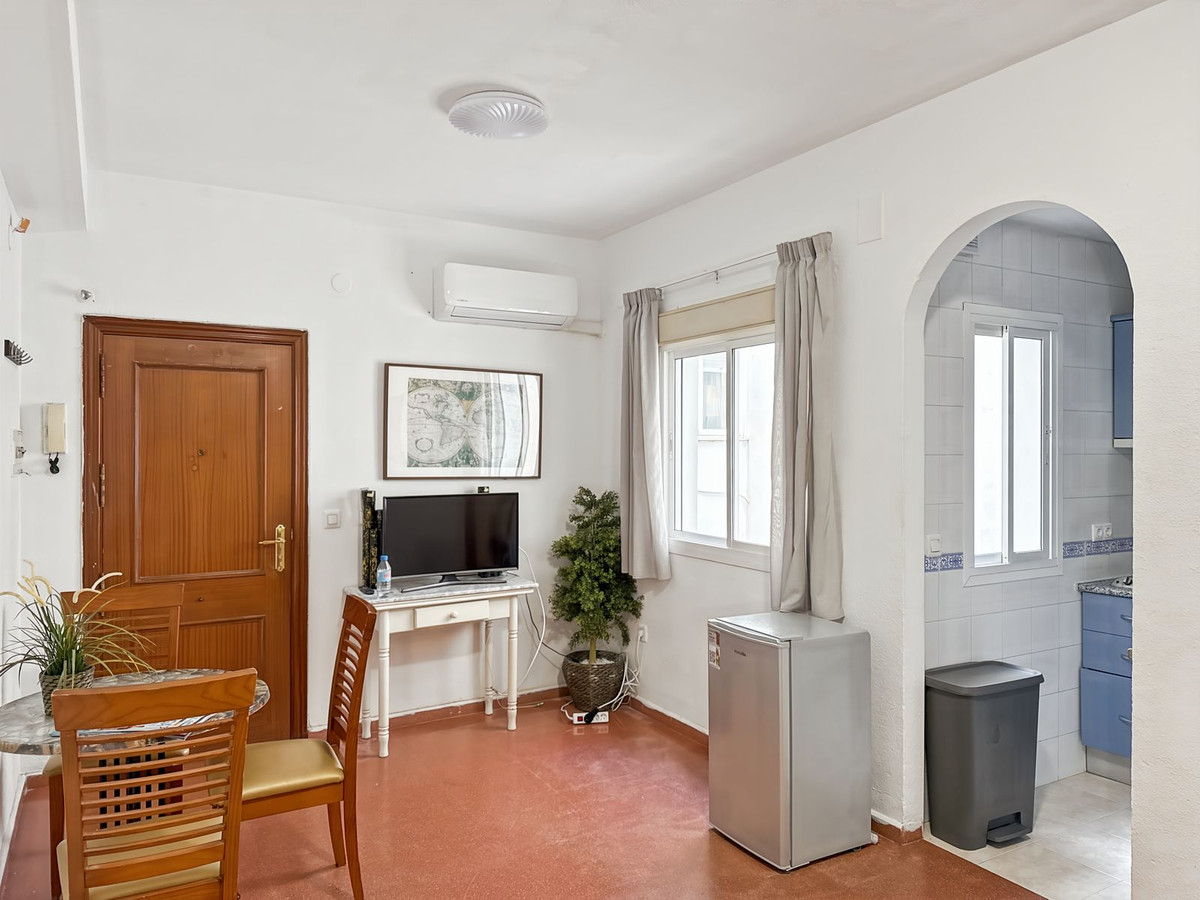 Se vende Apartamento Planta Media de 1 dormitorios en Málaga Ciudad, Málaga, España