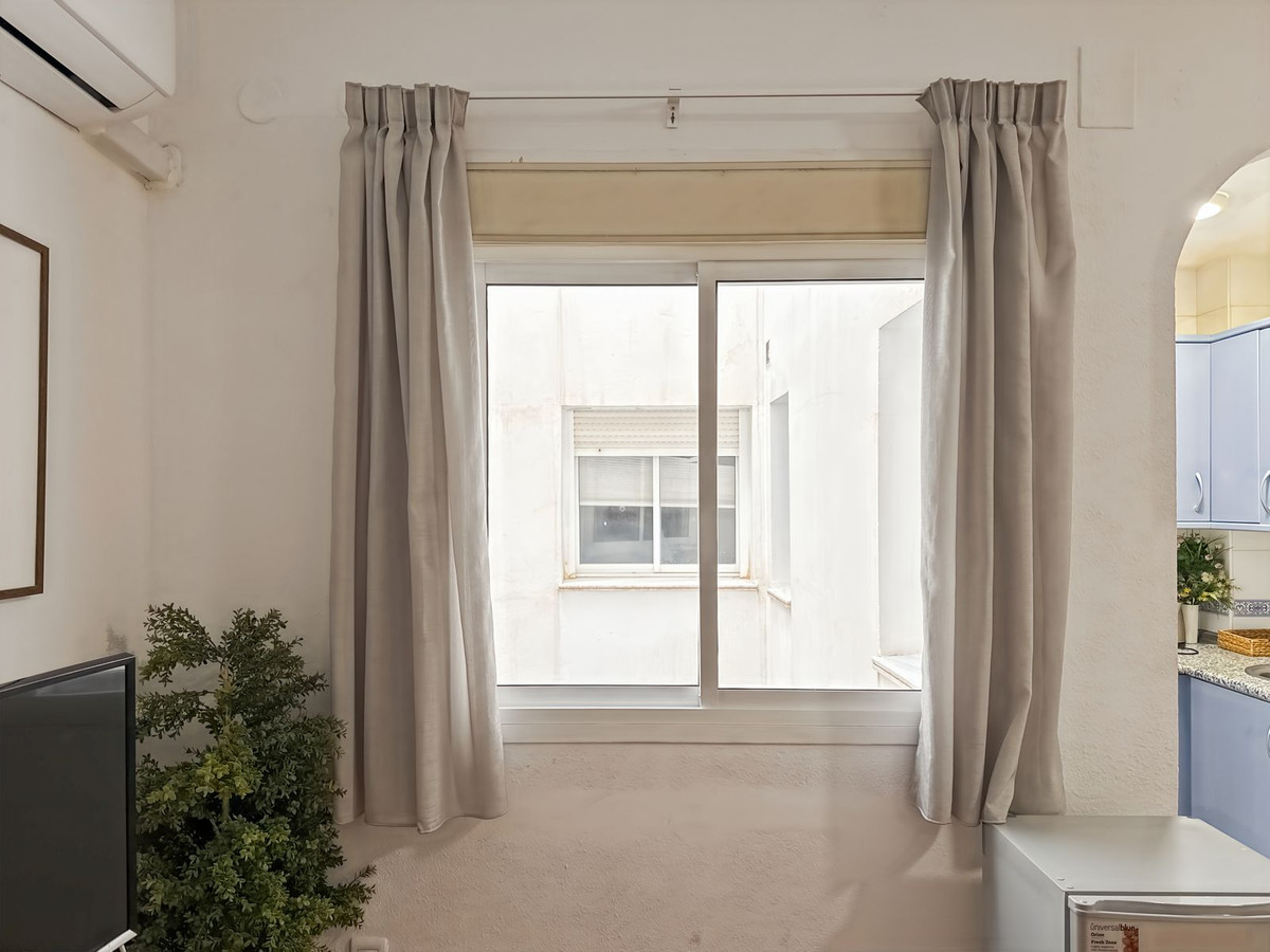 Se vende Apartamento Planta Media de 1 dormitorios en Málaga Ciudad, Málaga, España