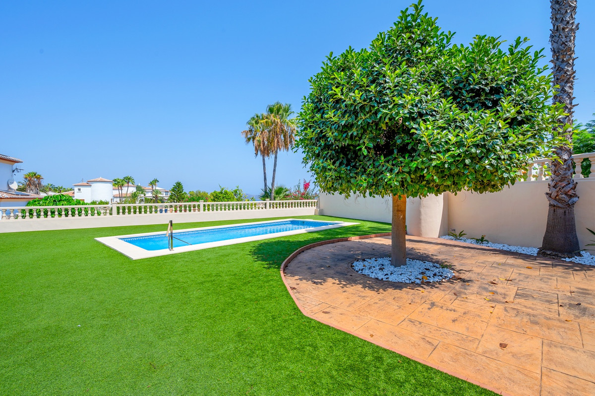 5 Bed Townhouse for sale in Benissa Costa Blanca, Alicante, Spain