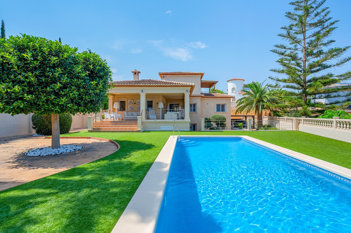 5 Bed Townhouse for sale in Benissa Costa Blanca, Alicante, Spain