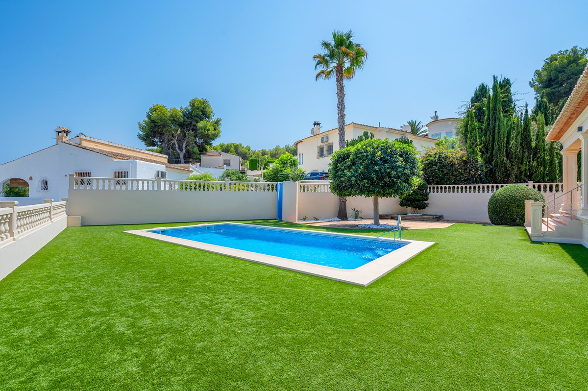 5 Bed Townhouse for sale in Benissa Costa Blanca, Alicante, Spain