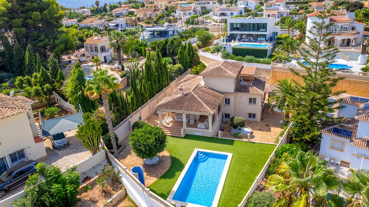 5 Bed Townhouse for sale in Benissa Costa Blanca, Alicante, Spain