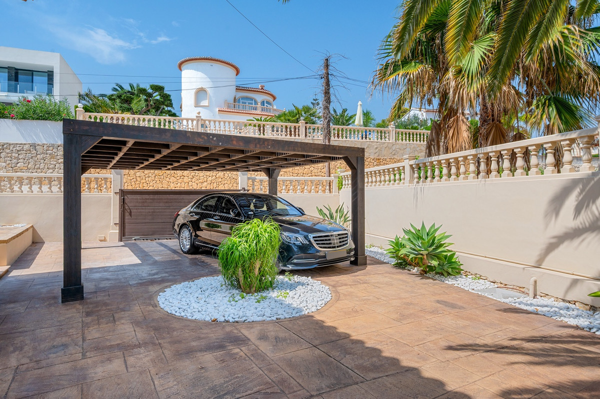 5 Bed Townhouse for sale in Benissa Costa Blanca, Alicante, Spain