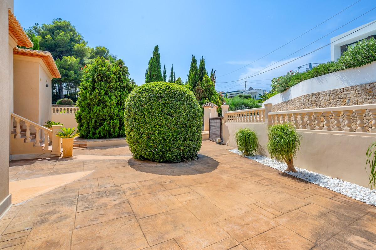 5 Bed Townhouse for sale in Benissa Costa Blanca, Alicante, Spain