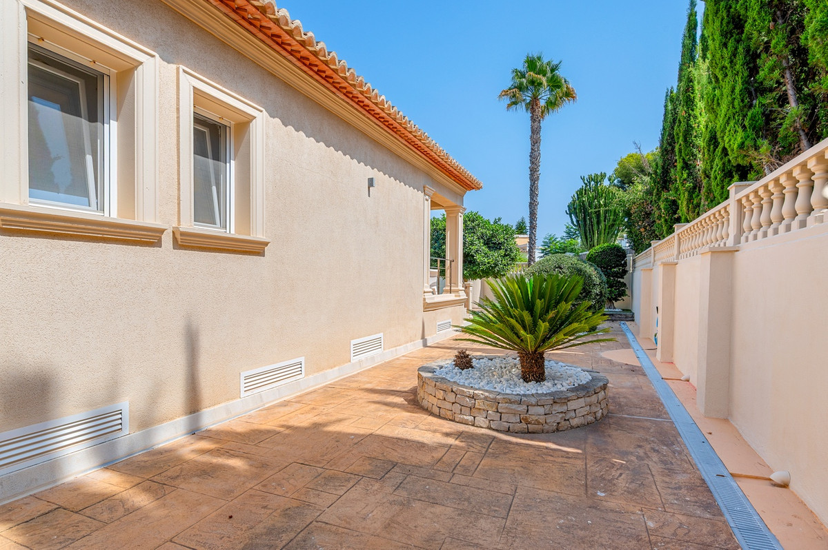 5 Bed Townhouse for sale in Benissa Costa Blanca, Alicante, Spain
