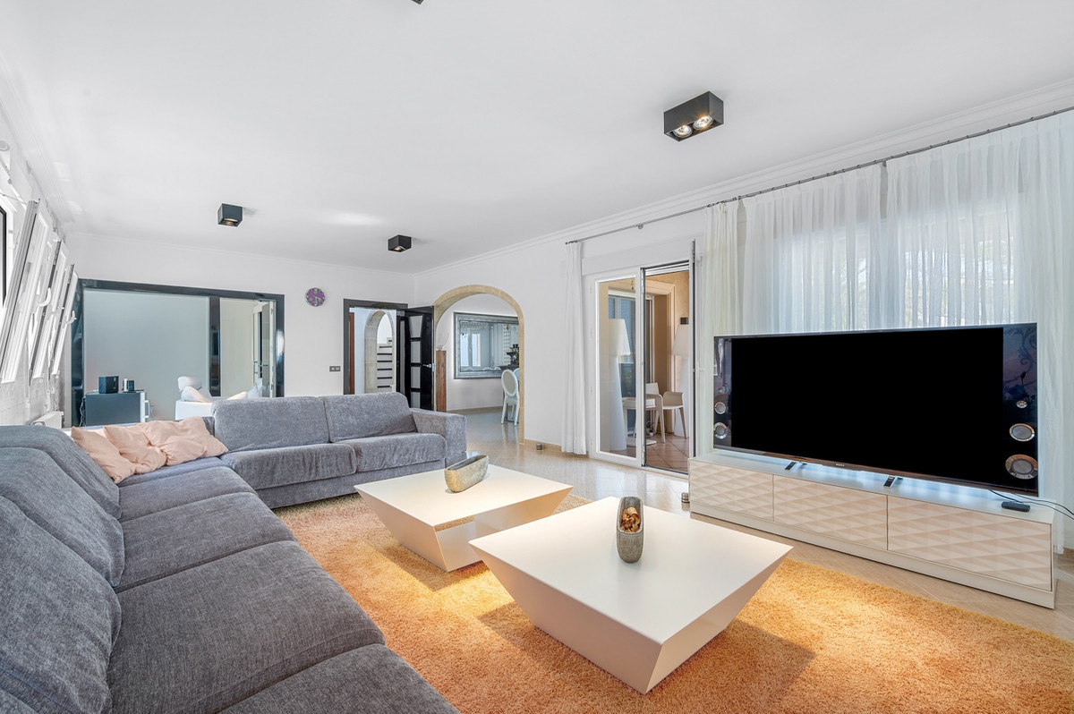 5 Bed Townhouse for sale in Benissa Costa Blanca, Alicante, Spain