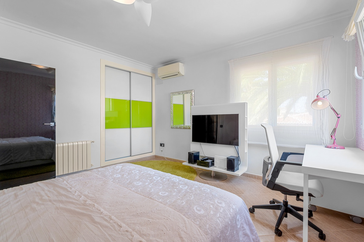 5 Bed Townhouse for sale in Benissa Costa Blanca, Alicante, Spain
