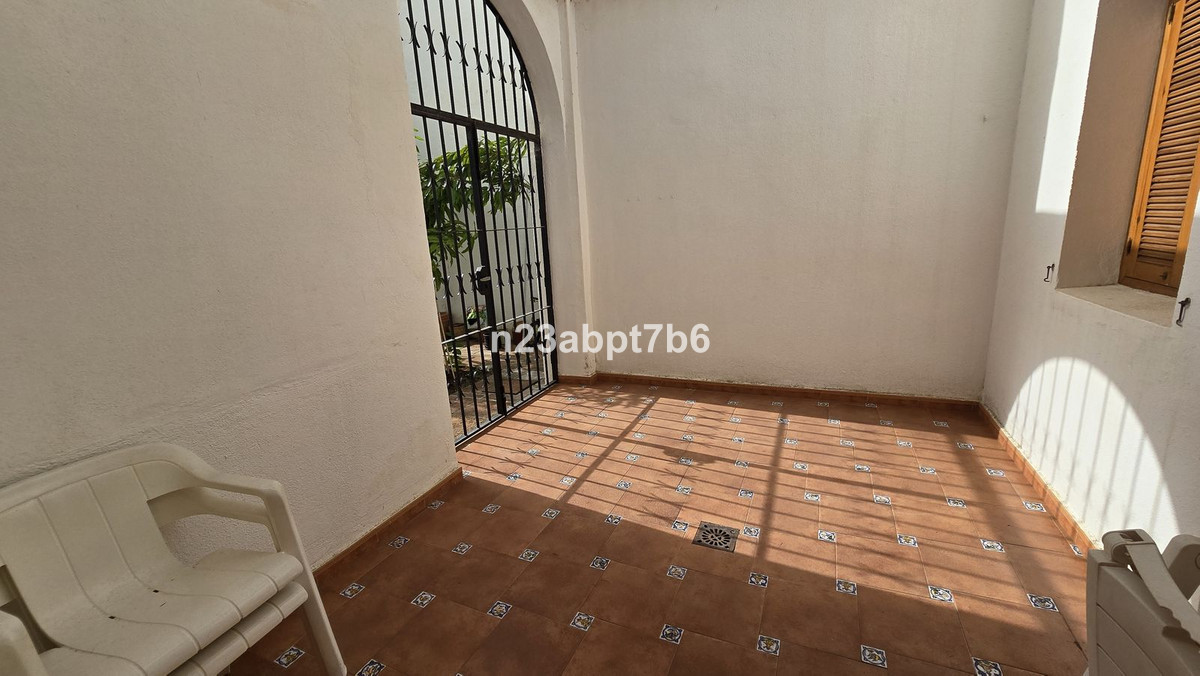 Se vende Apartamento Planta Baja de 2 dormitorios en Costa Del Sol, Málaga, España