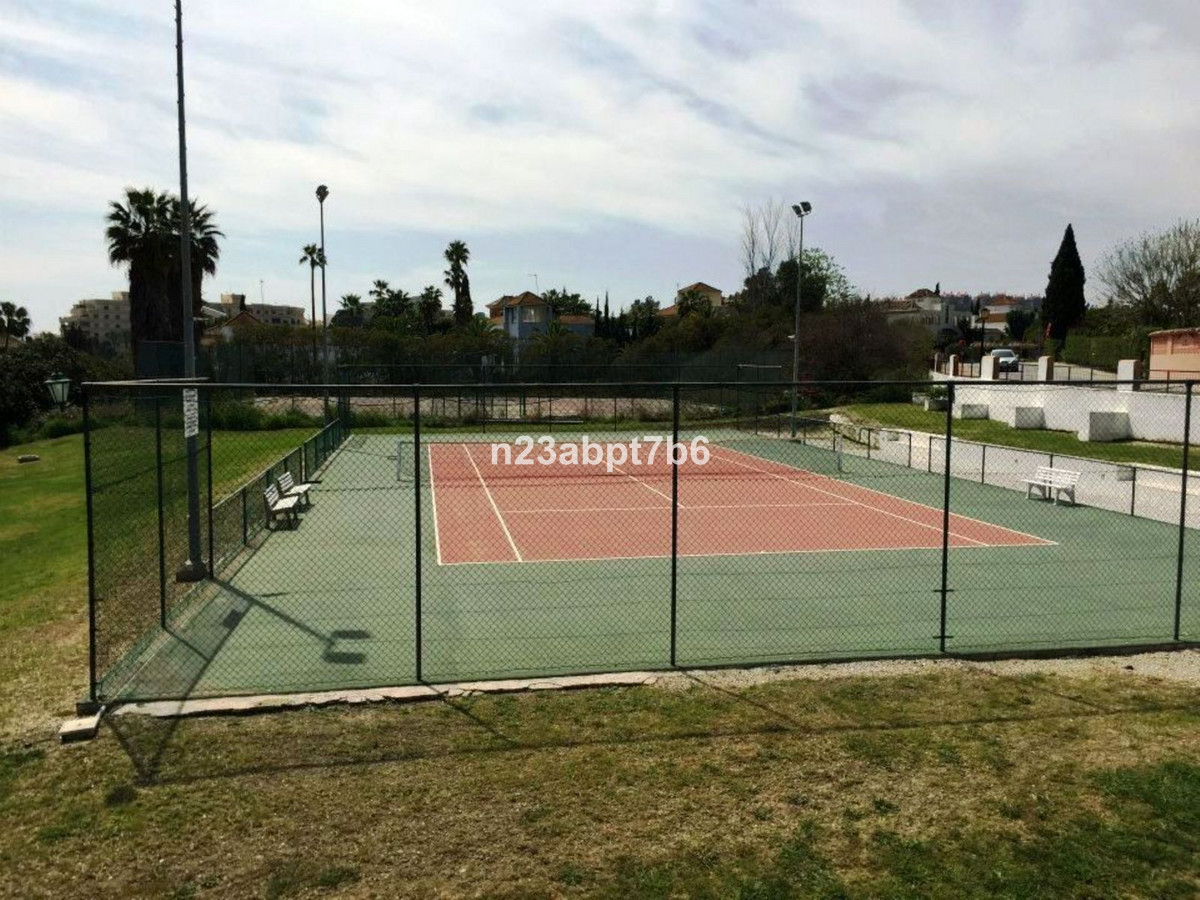 Se vende Apartamento Planta Baja de 2 dormitorios en Costa Del Sol, Málaga, España