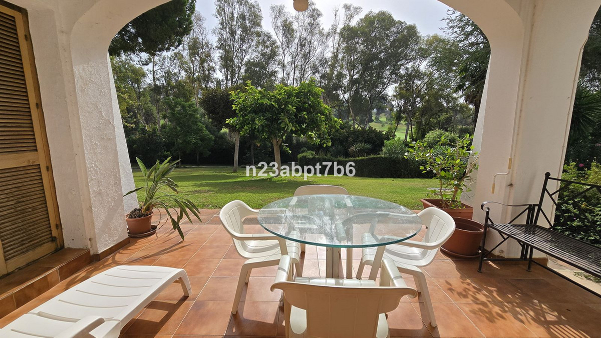 Se vende Apartamento Planta Baja de 2 dormitorios en Costa Del Sol, Málaga, España