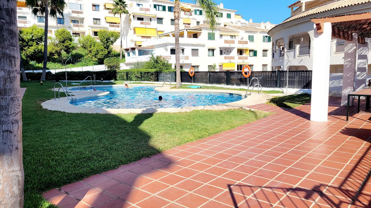Se vende Apartamento Planta Baja de 3 dormitorios en Costa Del Sol, Málaga, España
