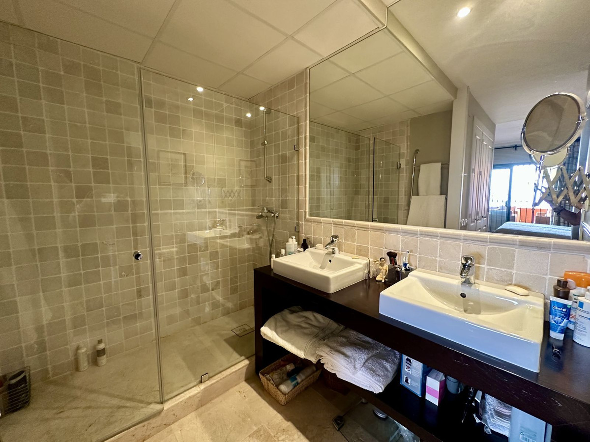 3 Bed Apartment for sale in El Rosario Costa Del Sol, Málaga, Spain