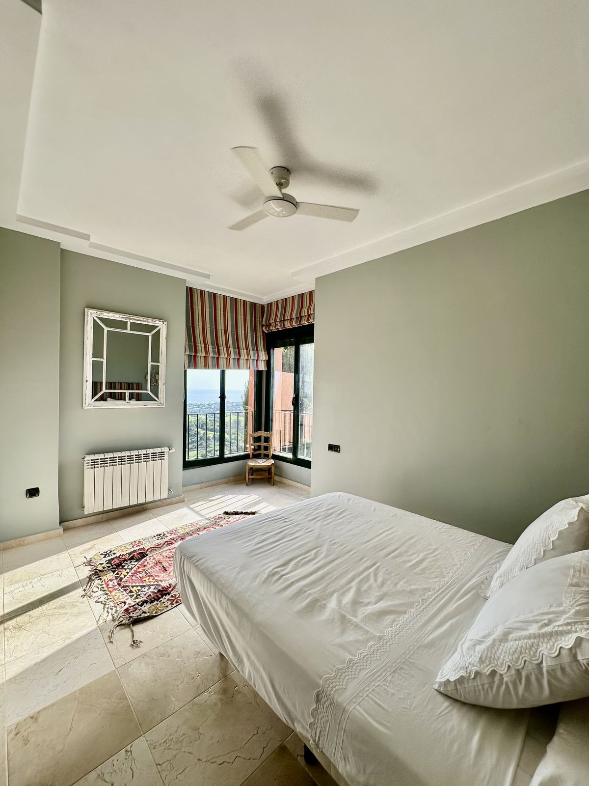 3 Bed Apartment for sale in El Rosario Costa Del Sol, Málaga, Spain