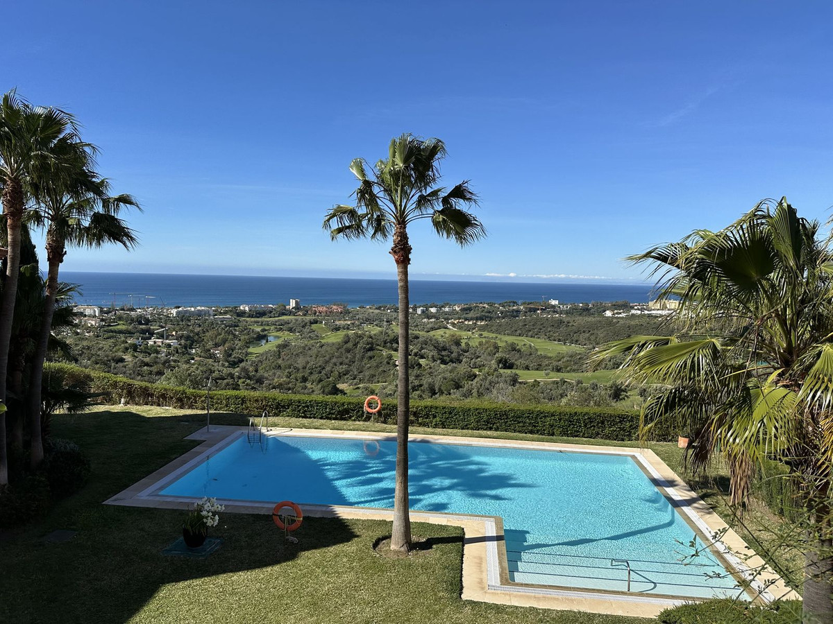 3 Bed Apartment for sale in El Rosario Costa Del Sol, Málaga, Spain