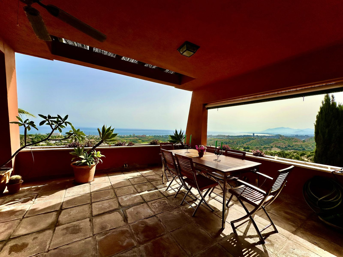 3 Bed Apartment for sale in El Rosario Costa Del Sol, Málaga, Spain