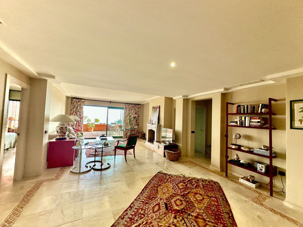 3 Bed Apartment for sale in El Rosario Costa Del Sol, Málaga, Spain