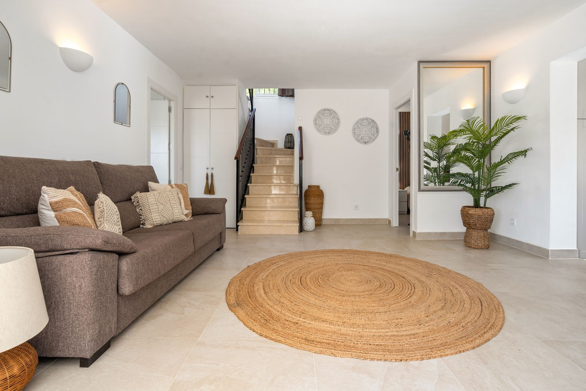 3 Bed Townhouse for sale in Torreblanca Costa Del Sol, Málaga, Spain