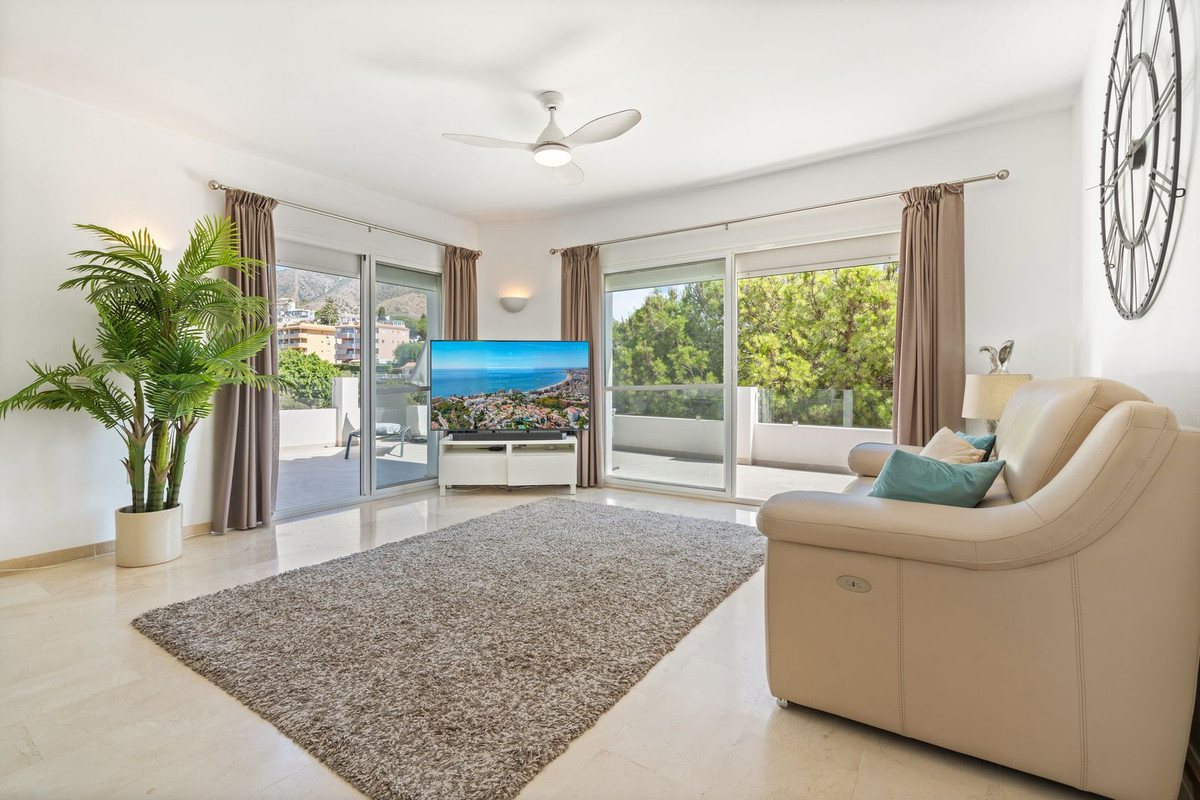 3 Bed Townhouse for sale in Torreblanca Costa Del Sol, Málaga, Spain