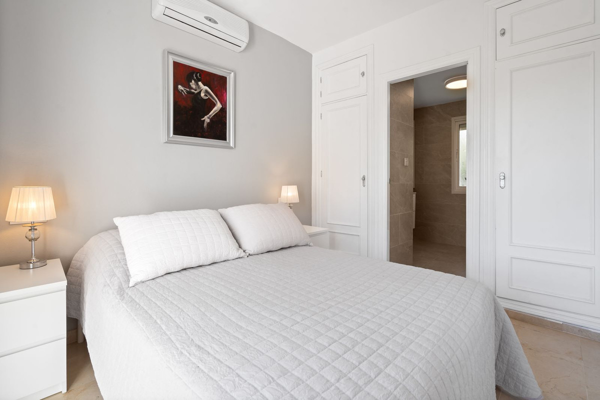 3 Bed Townhouse for sale in Torreblanca Costa Del Sol, Málaga, Spain