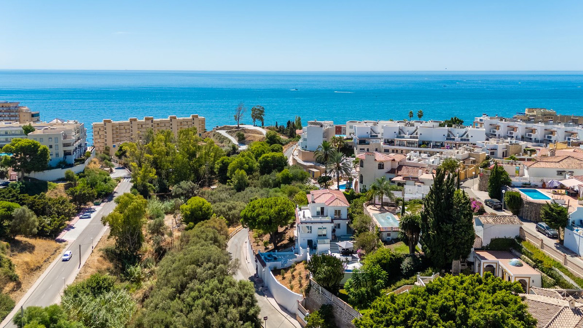 3 Bed Townhouse for sale in Torreblanca Costa Del Sol, Málaga, Spain