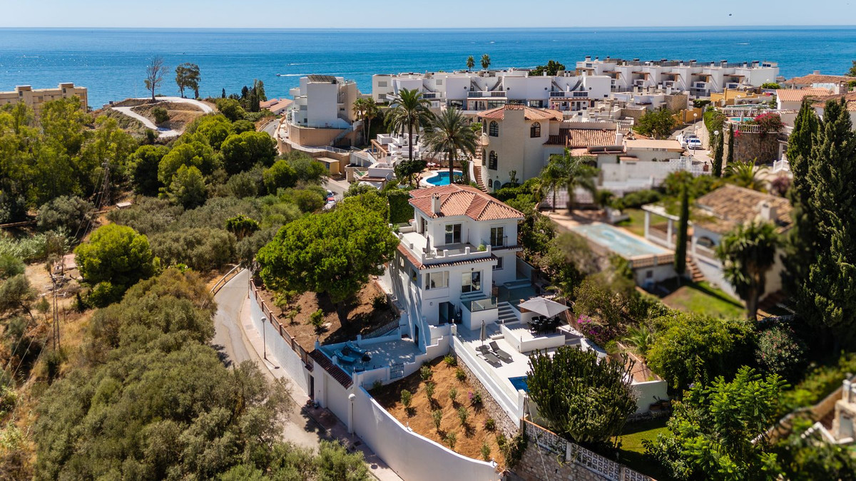 3 Bed Townhouse for sale in Torreblanca Costa Del Sol, Málaga, Spain