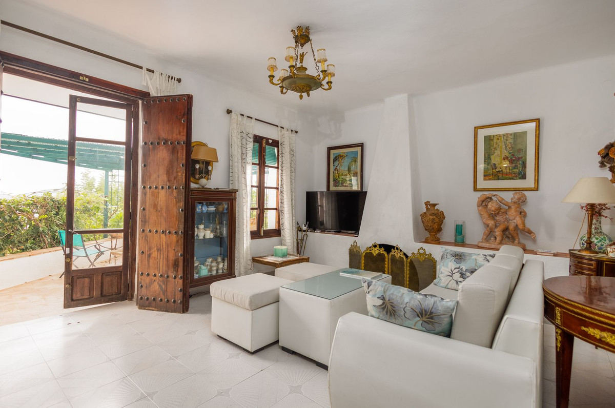 Se vende Finca - Cortijo de 7 dormitorios en Costa Del Sol East, Málaga, España