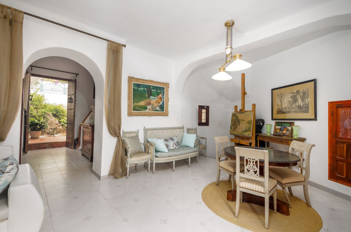 Se vende Finca - Cortijo de 7 dormitorios en Costa Del Sol East, Málaga, España