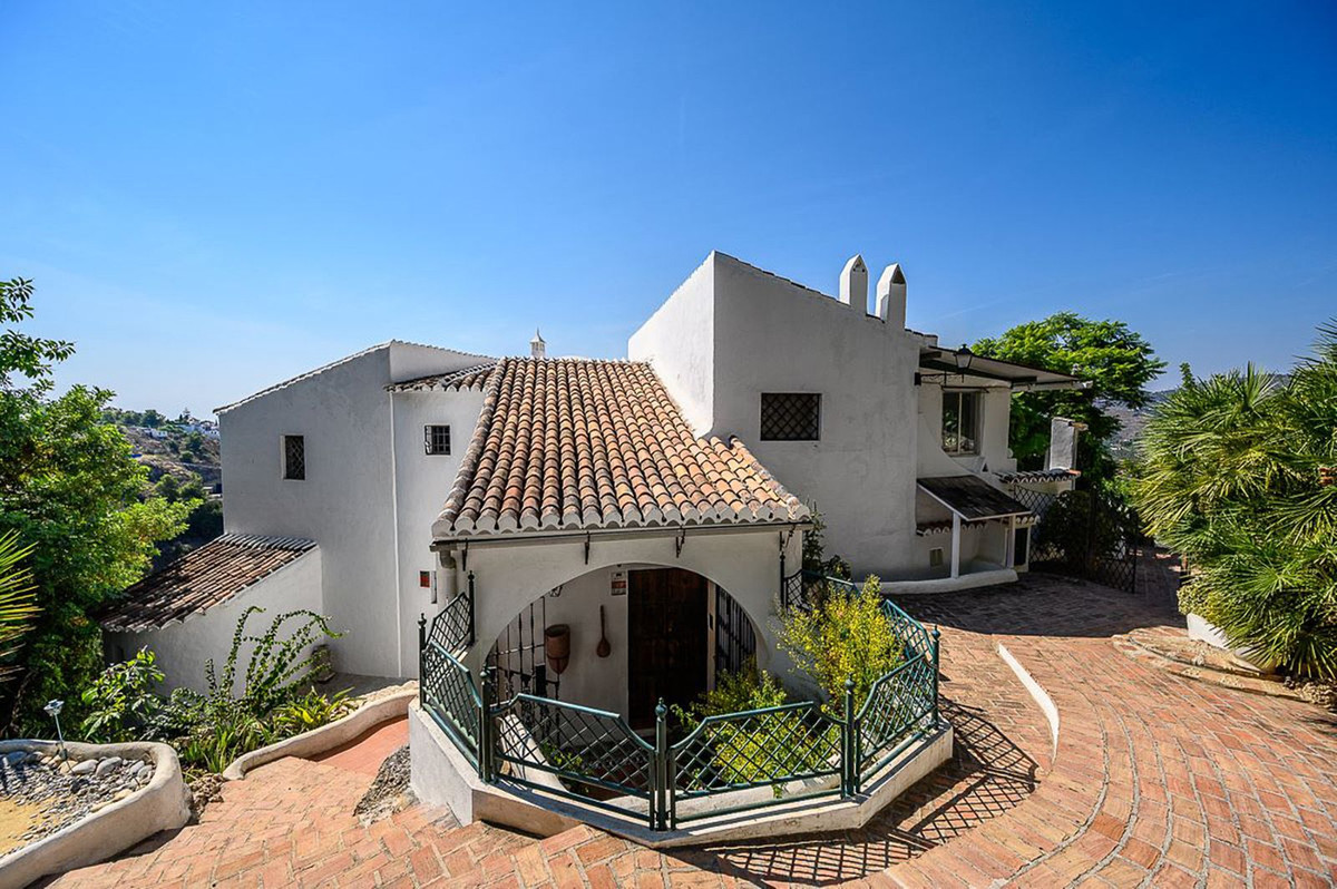 Se vende Finca - Cortijo de 7 dormitorios en Costa Del Sol East, Málaga, España