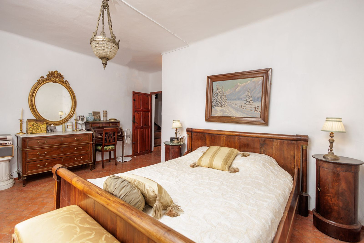 Se vende Finca - Cortijo de 7 dormitorios en Costa Del Sol East, Málaga, España