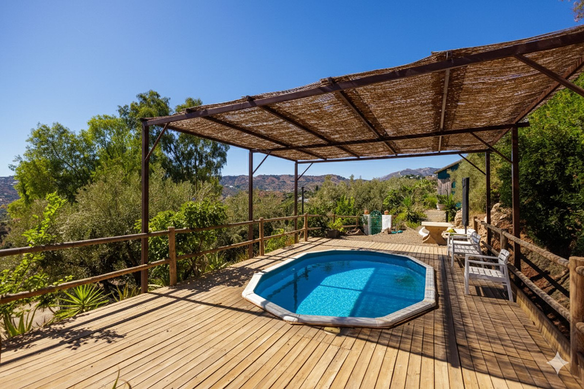Se vende Finca - Cortijo de 7 dormitorios en Costa Del Sol East, Málaga, España