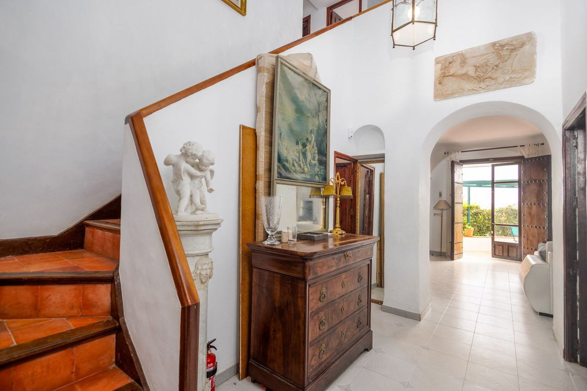 Se vende Finca - Cortijo de 7 dormitorios en Costa Del Sol East, Málaga, España