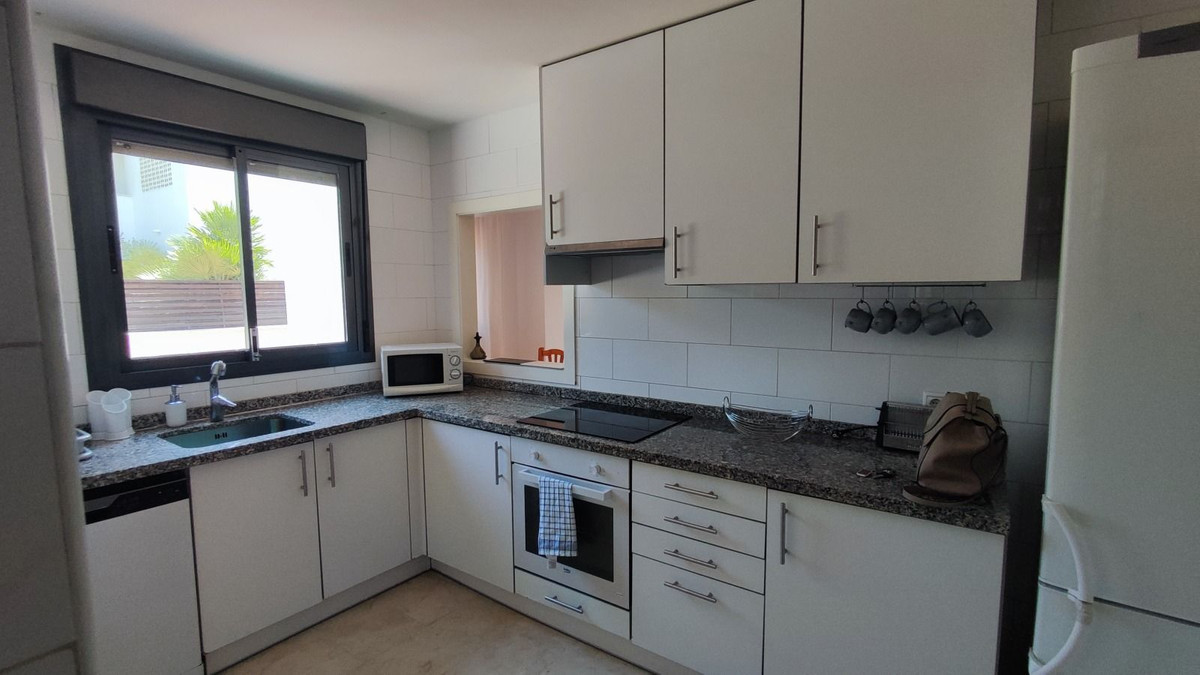 Se vende Apartamento Planta Baja de 3 dormitorios en Costa Del Sol, Málaga, España
