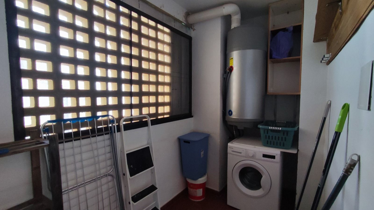 Se vende Apartamento Planta Baja de 3 dormitorios en Costa Del Sol, Málaga, España