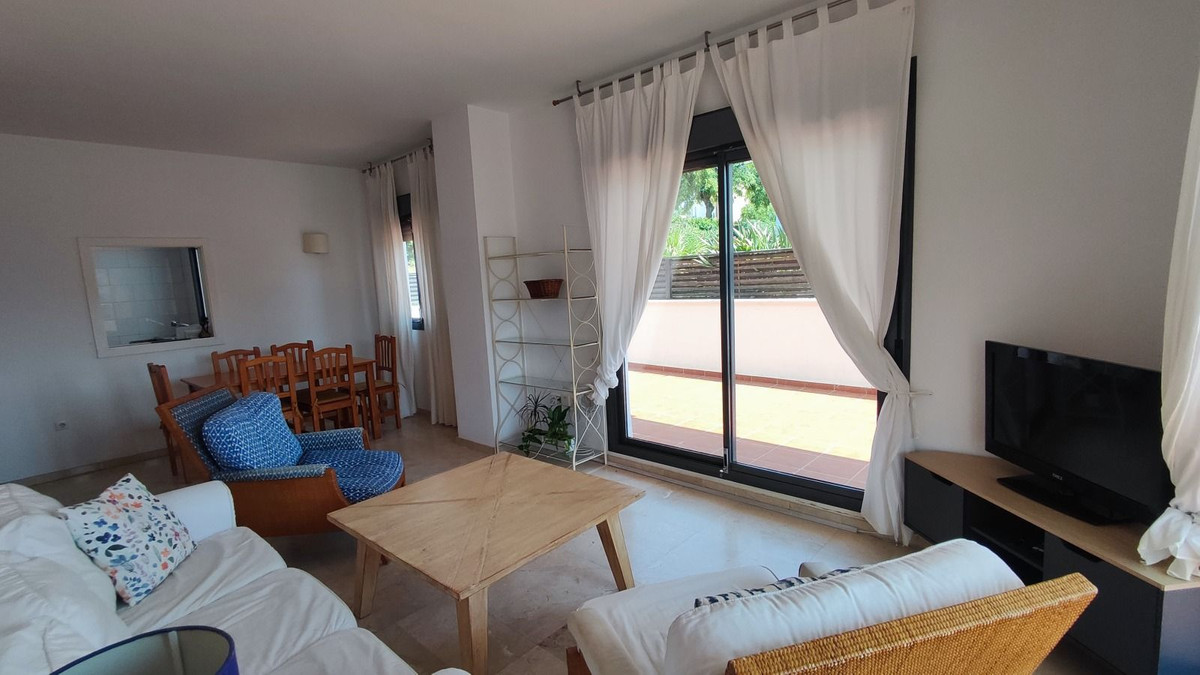 Se vende Apartamento Planta Baja de 3 dormitorios en Costa Del Sol, Málaga, España