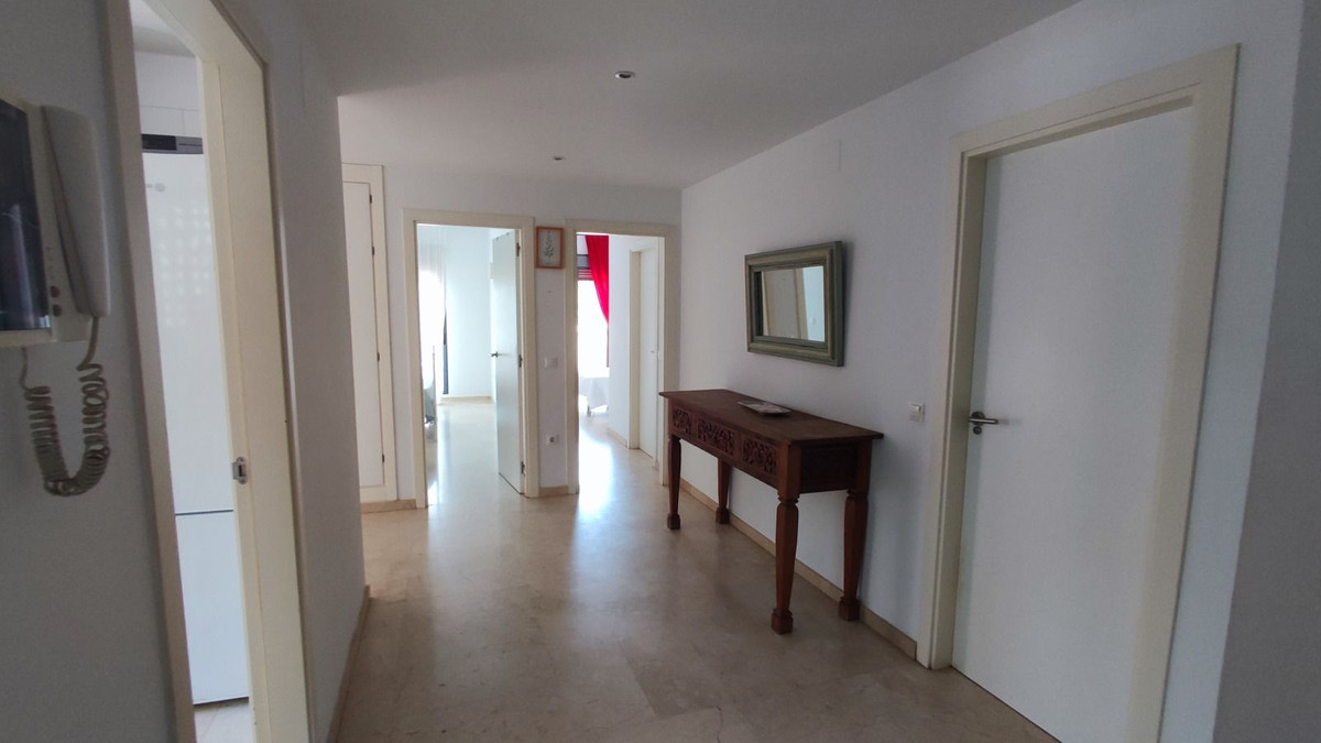 Se vende Apartamento Planta Baja de 3 dormitorios en Costa Del Sol, Málaga, España