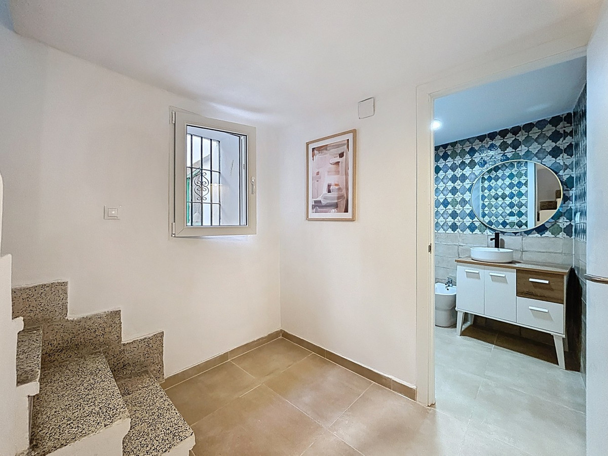 Se vende Pareada de 2 dormitorios en Costa Del Sol East, Málaga, España