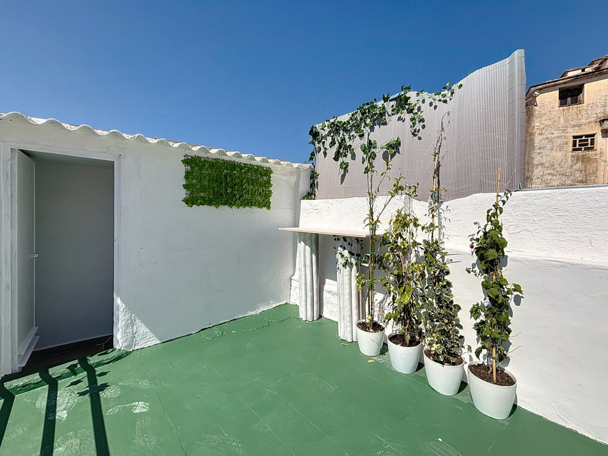 Se vende Pareada de 2 dormitorios en Costa Del Sol East, Málaga, España