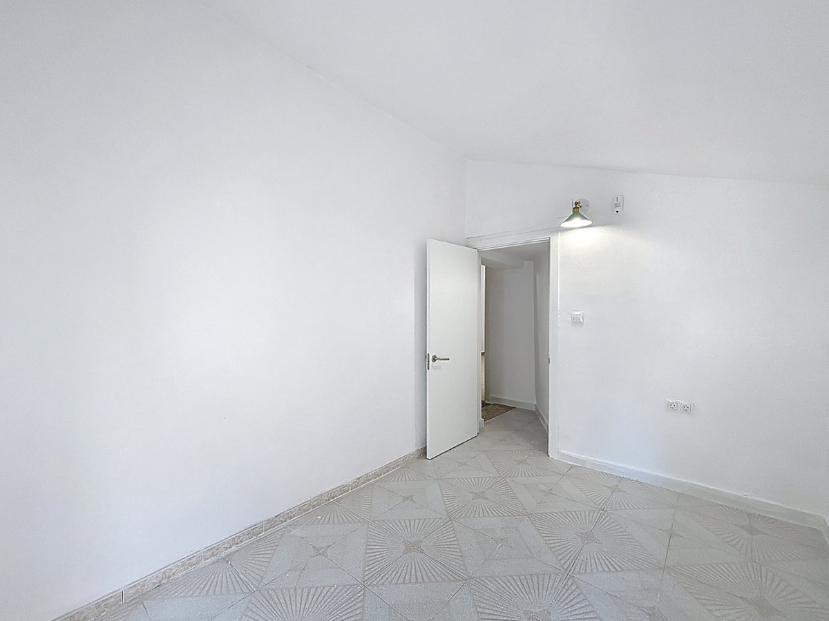 Se vende Pareada de 2 dormitorios en Costa Del Sol East, Málaga, España