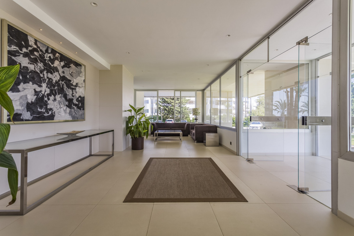 2 Bed Apartment for sale in Río Real Costa Del Sol, Málaga, Spain