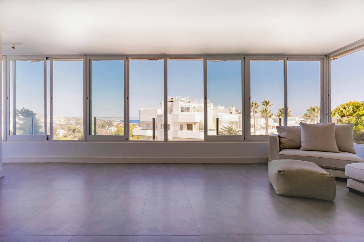 2 Bed Apartment for sale in Río Real Costa Del Sol, Málaga, Spain