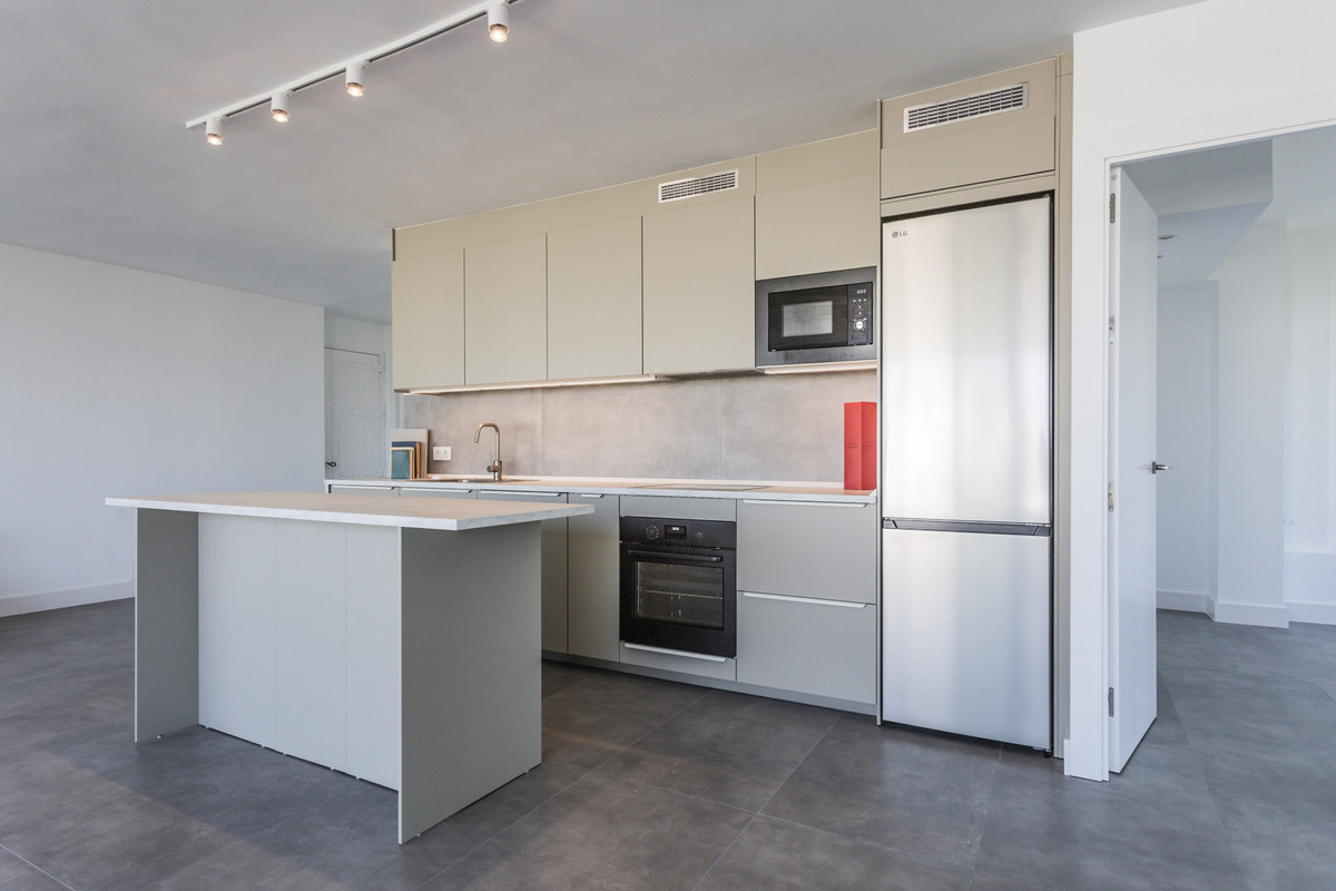2 Bed Apartment for sale in Río Real Costa Del Sol, Málaga, Spain