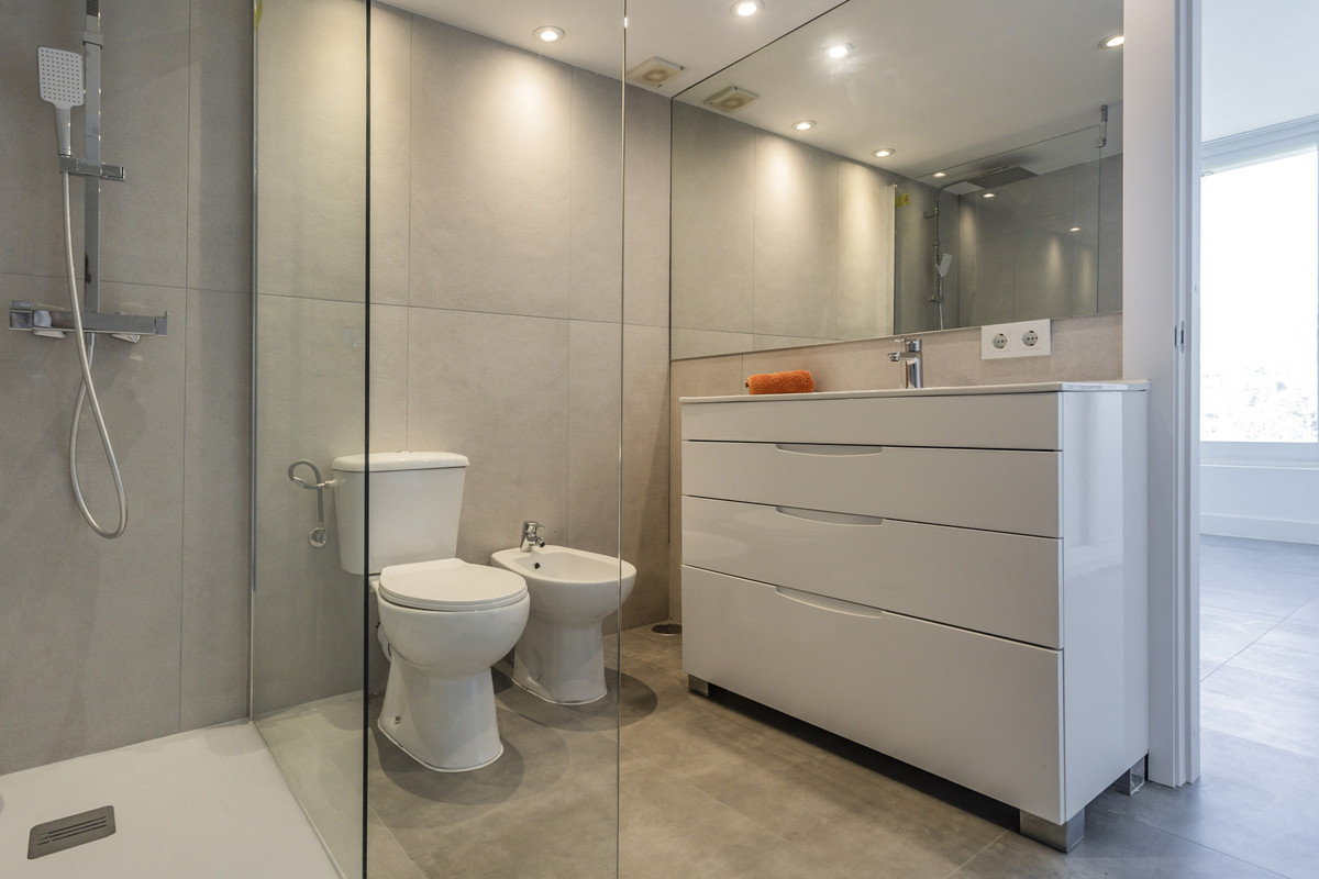 2 Bed Apartment for sale in Río Real Costa Del Sol, Málaga, Spain